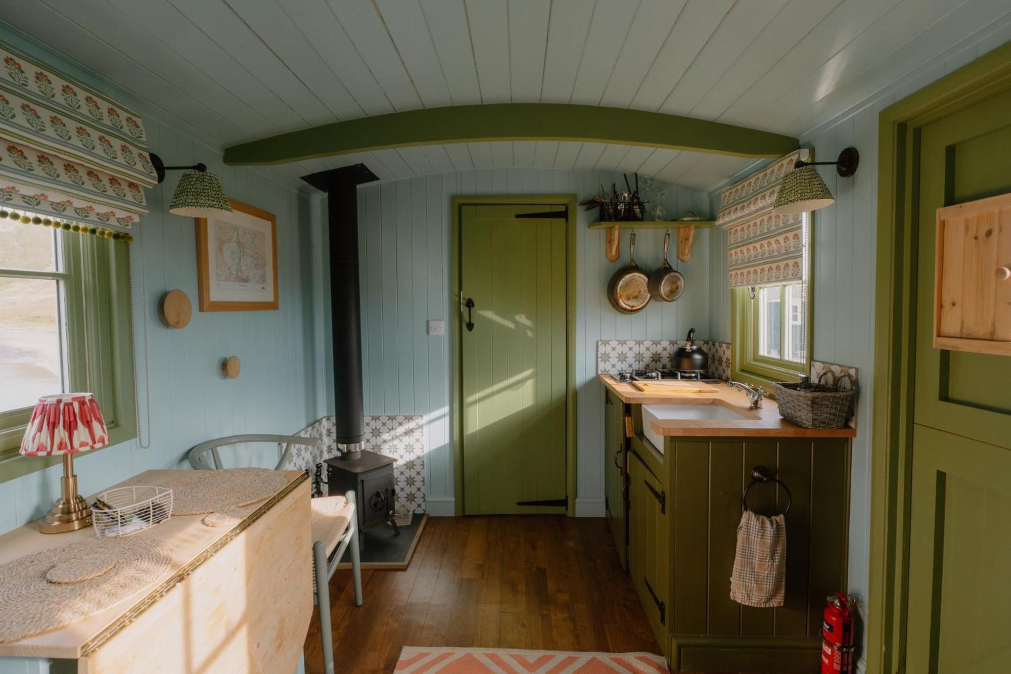 Barlwyd Glamping Hotel Blaenau Ffestiniog Exterior foto