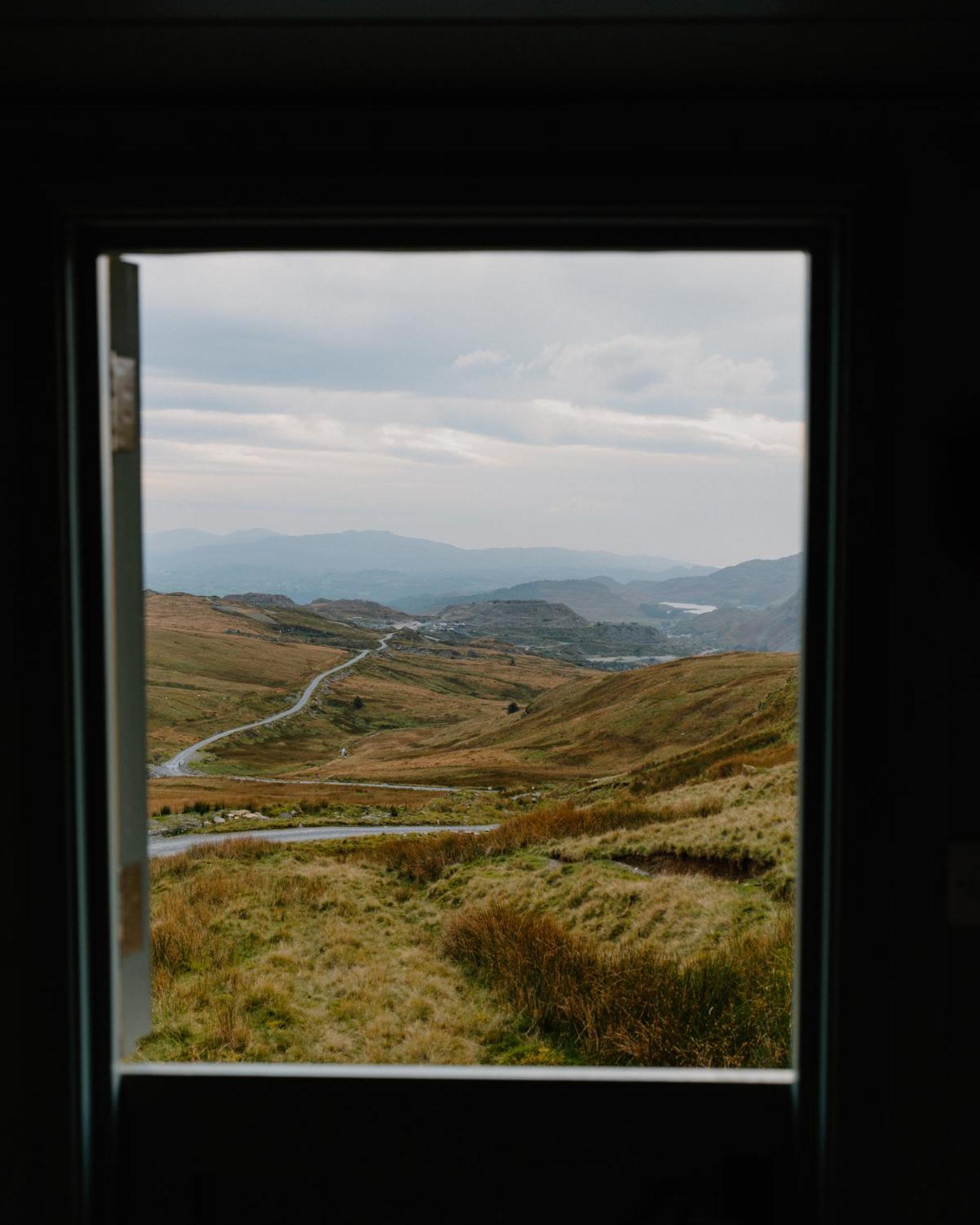 Barlwyd Glamping Hotel Blaenau Ffestiniog Exterior foto